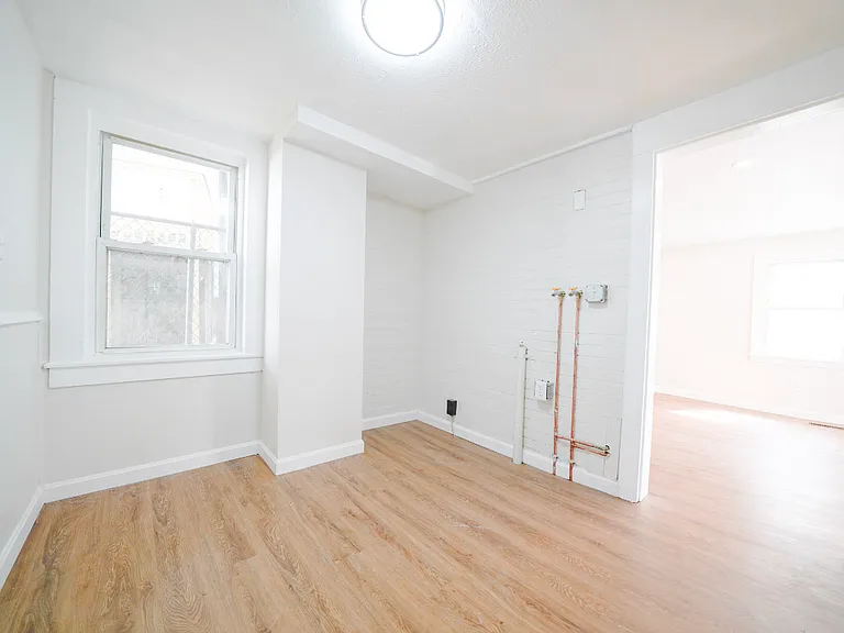4 Foster Ct #4 — Photo 3