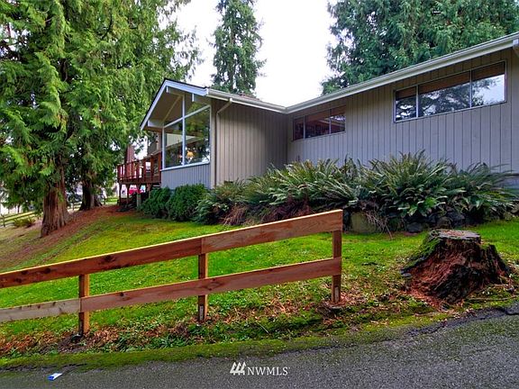 2nd image of 8175 NE 165th St