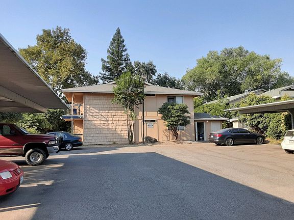 2nd image of 845 Lakeside Dr APT 6