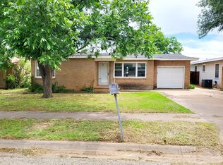 3208 42nd St, Snyder, TX 79549