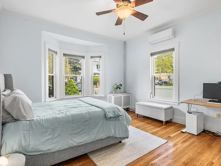 Spacious, tranquil bedroom with bay window & ductless mini-split AC