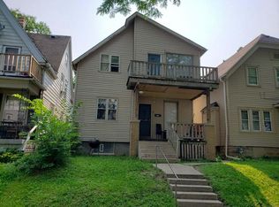2164 N 37th St, Milwaukee, WI 53208