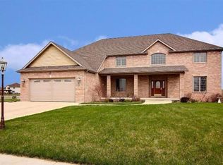 10347 New Devon St, Munster, IN 46321