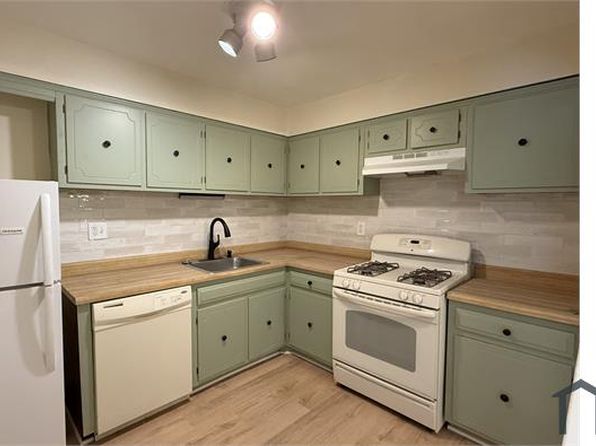 2610 Island Ave FLOOR 1