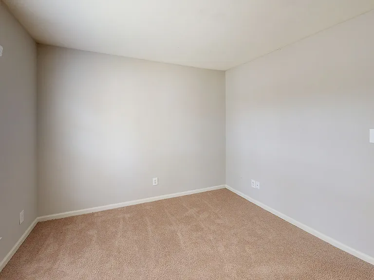 Gayton Pointe Townhomes — Photo 60