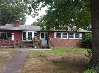 225 9th St, Pasadena, MD 21122