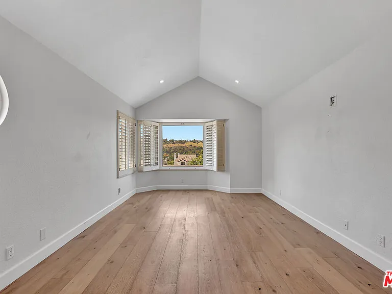 24701 Calle Conejo — Photo 41