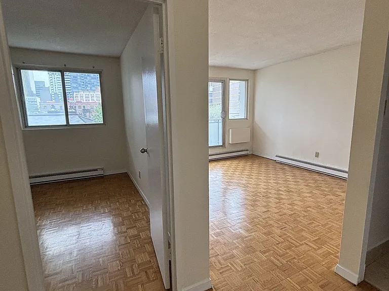 263 Maclaren St #902 — Photo 5