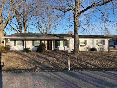 300 N Barclay Dr, Vincennes, IN, 47591