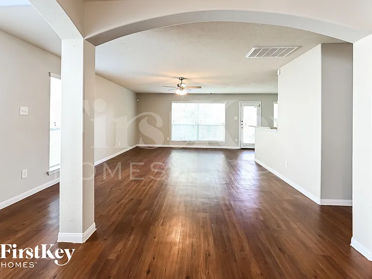 15402 Bammel Oaks Ct — Photo 2