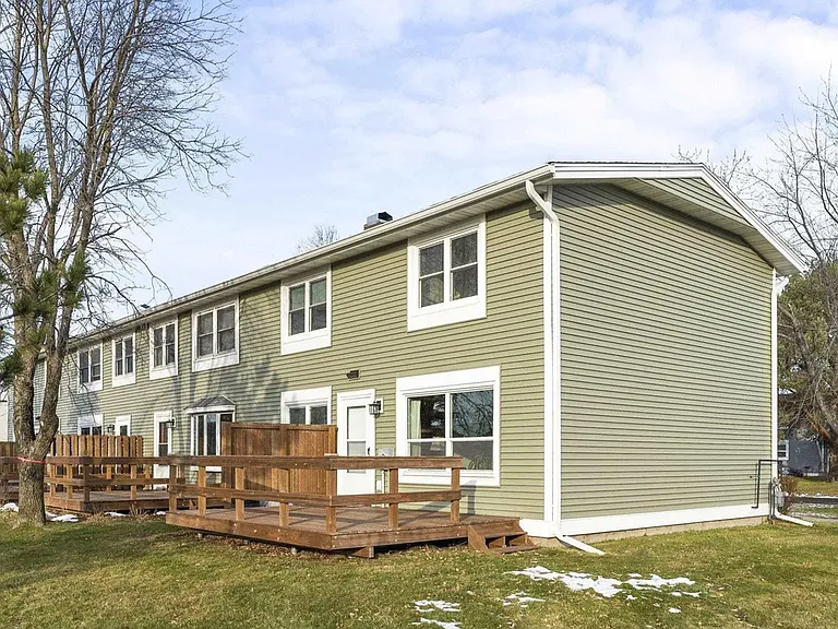 423 Kelly Cir — Photo 31