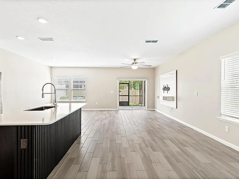 1620 Pottsburg Point Dr #1 — Photo 5