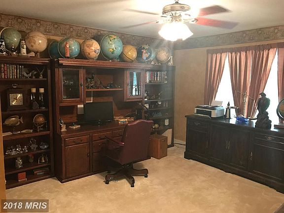 4th image of 4 Trotter Ln