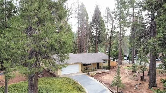 13359 Quaker Hill Cross Rd photo 1
