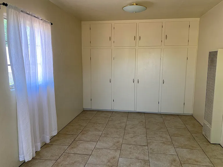 306 Carlisle Blvd SE #C — Photo 7