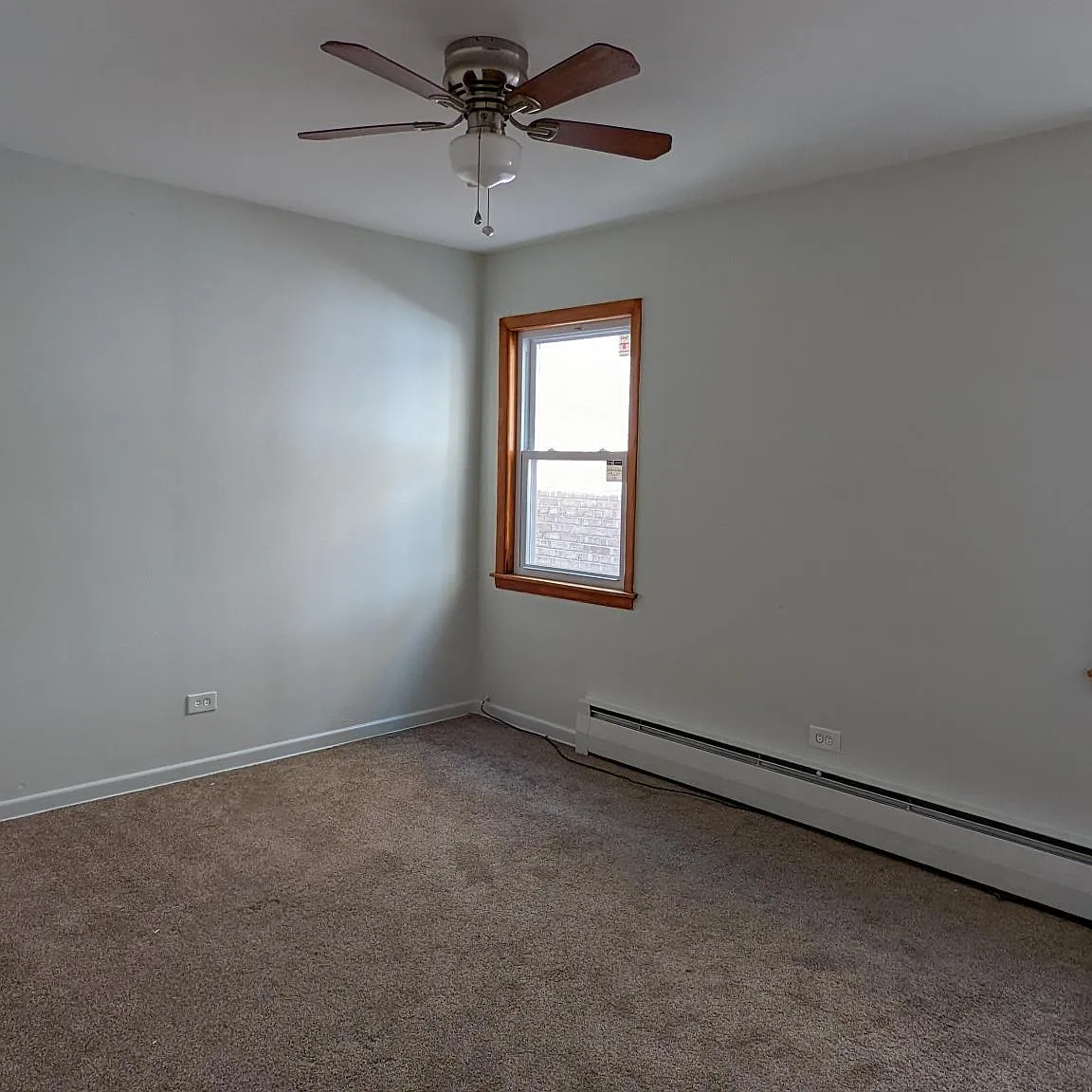 6322 W Belmont Ave — Photo 3
