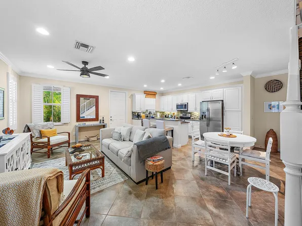 125 N K Street #E, Lake Worth Beach, FL 33460