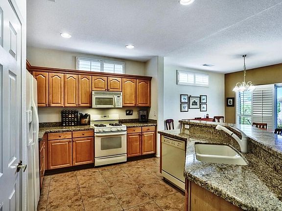 3rd image of 15541 W Brighton Way
