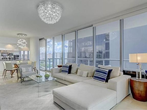 5th image of 17121 Collins Ave APT 1608