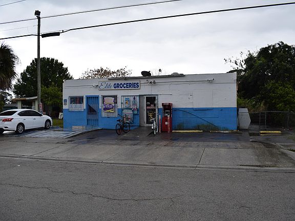 4th image of 2203 Avenue E