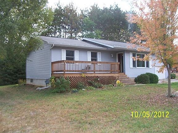 2nd image of 104 Schneider St