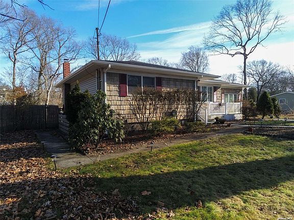 2nd image of 83 Mayfield Dr