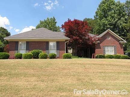 Front of House
						:
						Front of House