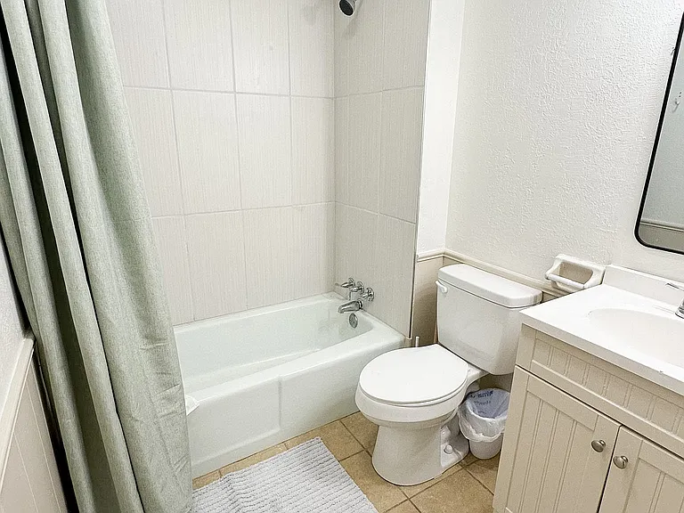 4605 NW Ozmun Ave #3 — Photo 8