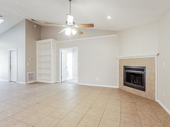 5th image of 8152 Honeysuckle Ln