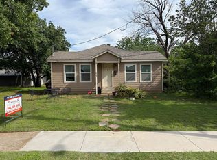 410 W Highland St, Denton, TX 76201