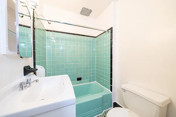 Rented by Living New York | media 5