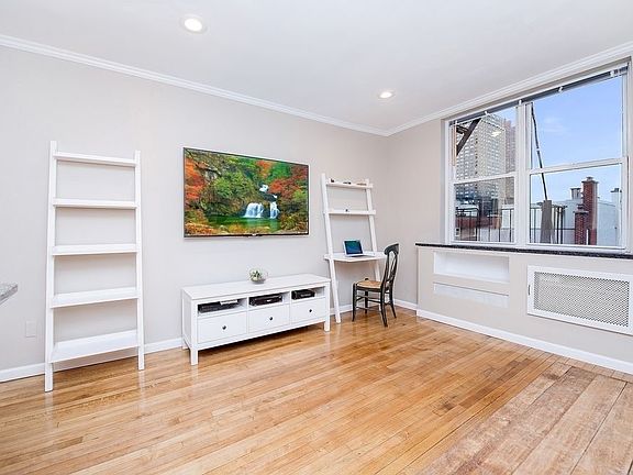 4th image of 515 E 88th St APT 5B