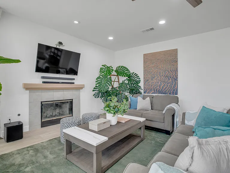 3437 Mesa Verde Cir — Photo 18