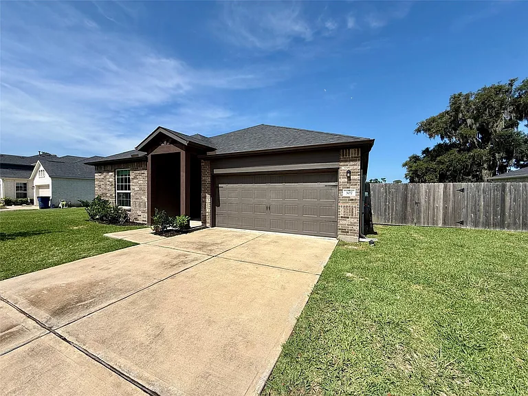 307 Twin Lakes Blvd W — Photo 50