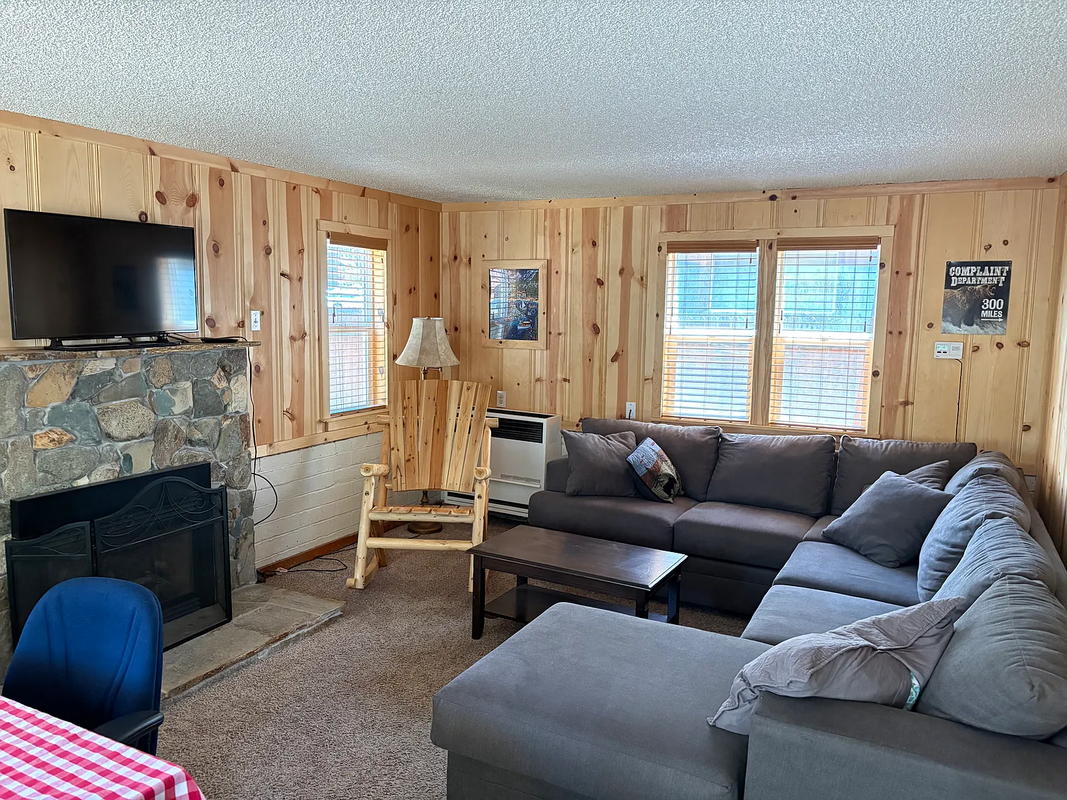 3 bed, $3,000 — Photo 2