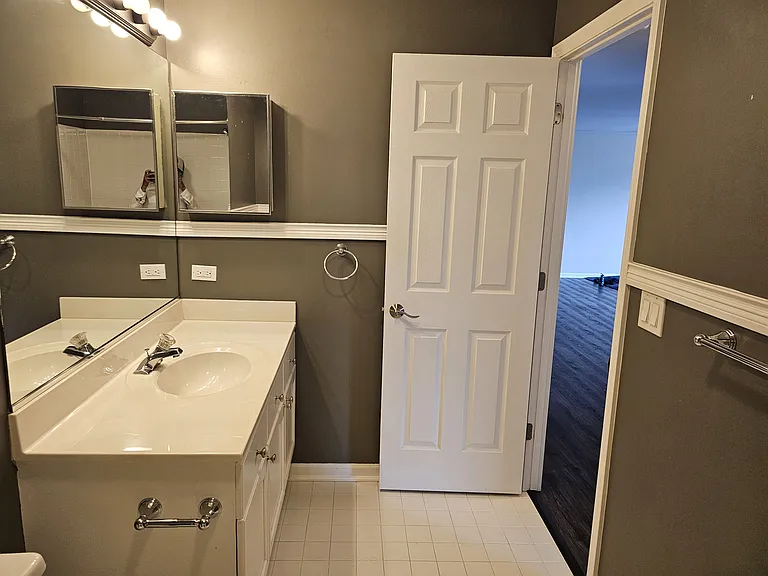 738 N Gary Ave #201 — Photo 12