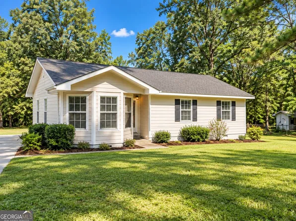 345 Union Grove Church Rd SE, Calhoun, GA 30701