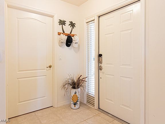 4th image of 2029 Crestview Way APT 105