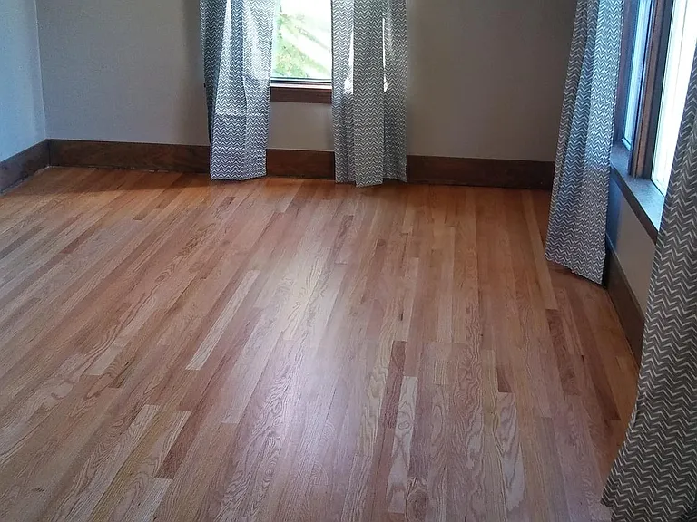 500 Hillkress Ave — Photo 5