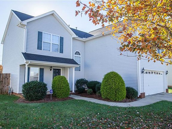 2nd image of 3018 Quail Oaks Dr
