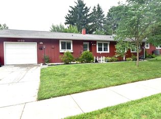 1030 Chicory Way, Sun Prairie, WI 53590