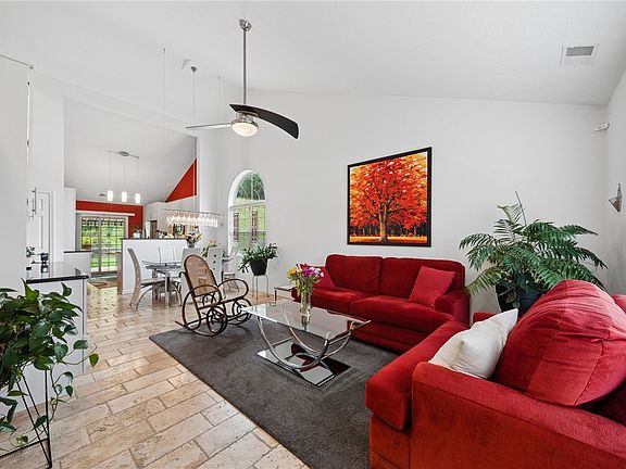 5th image of 227 Saddlebrook Dr