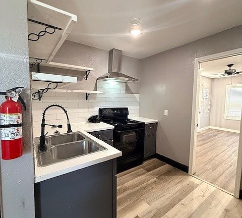 4th image of 7004 Capitol St #11557830