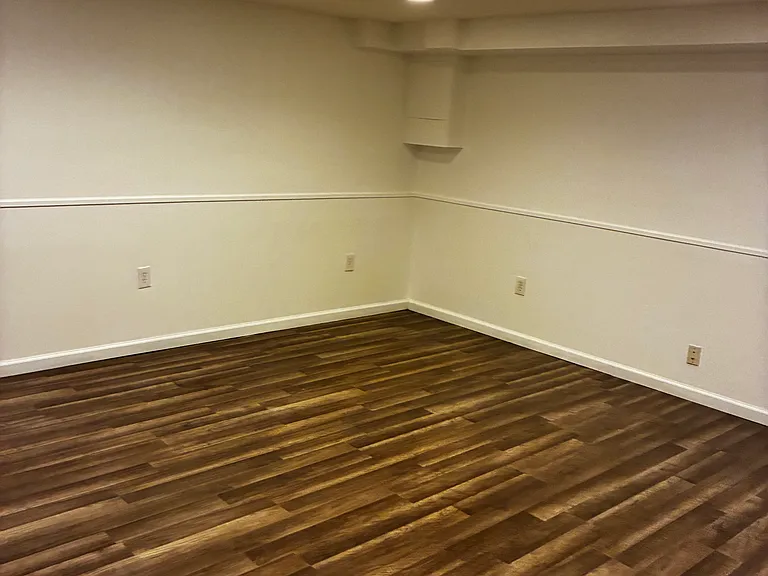 8527 Harris Ave — Photo 15