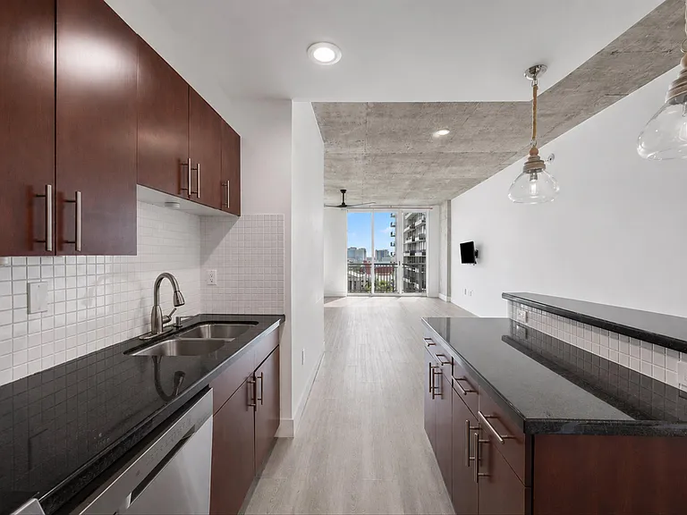 300 S Australian Ave #1103 — Photo 3