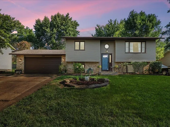 1360 14th St W, Hastings, MN 55033
