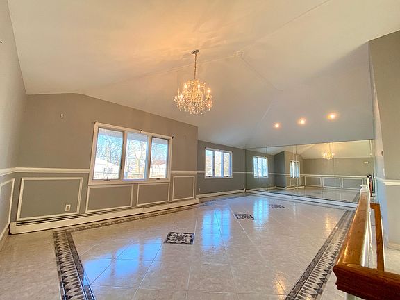 3rd image of 16 Serrell Ave #2F