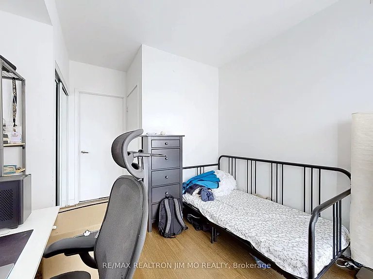 15 Grenville St #3503 — Photo 26