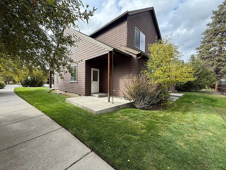 1296 SW Mill Pond Pl #300 — Photo 17