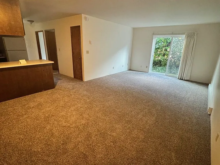 430 SW 7th St #1-15 — Photo 3